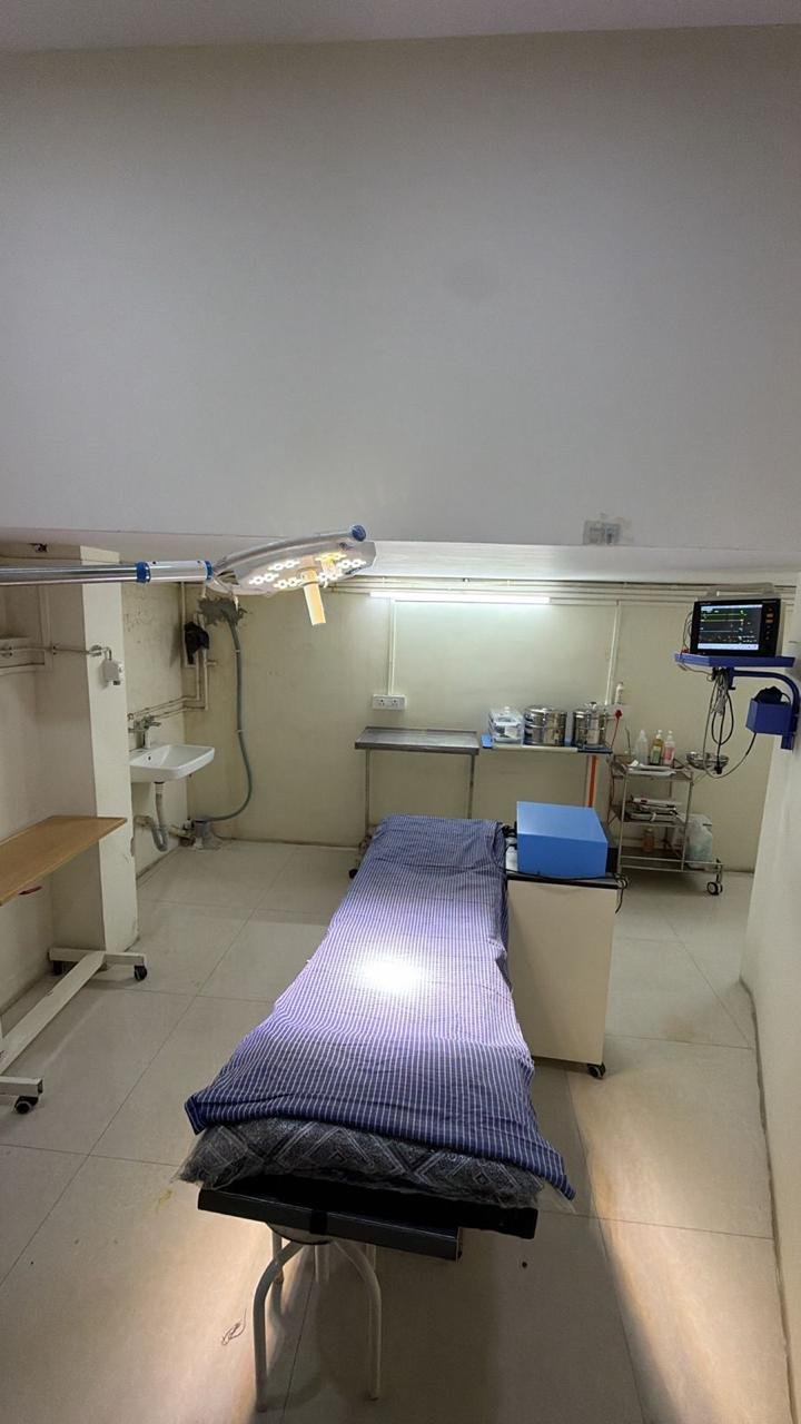 Clinical Procedure & Biopsy Room